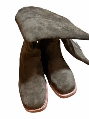 Women's Knee Suede Boots in Olive.  NWOT